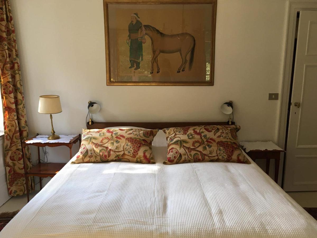 Le Bocage Fleuri Bed & Breakfast มงส์ ภายนอก รูปภาพ